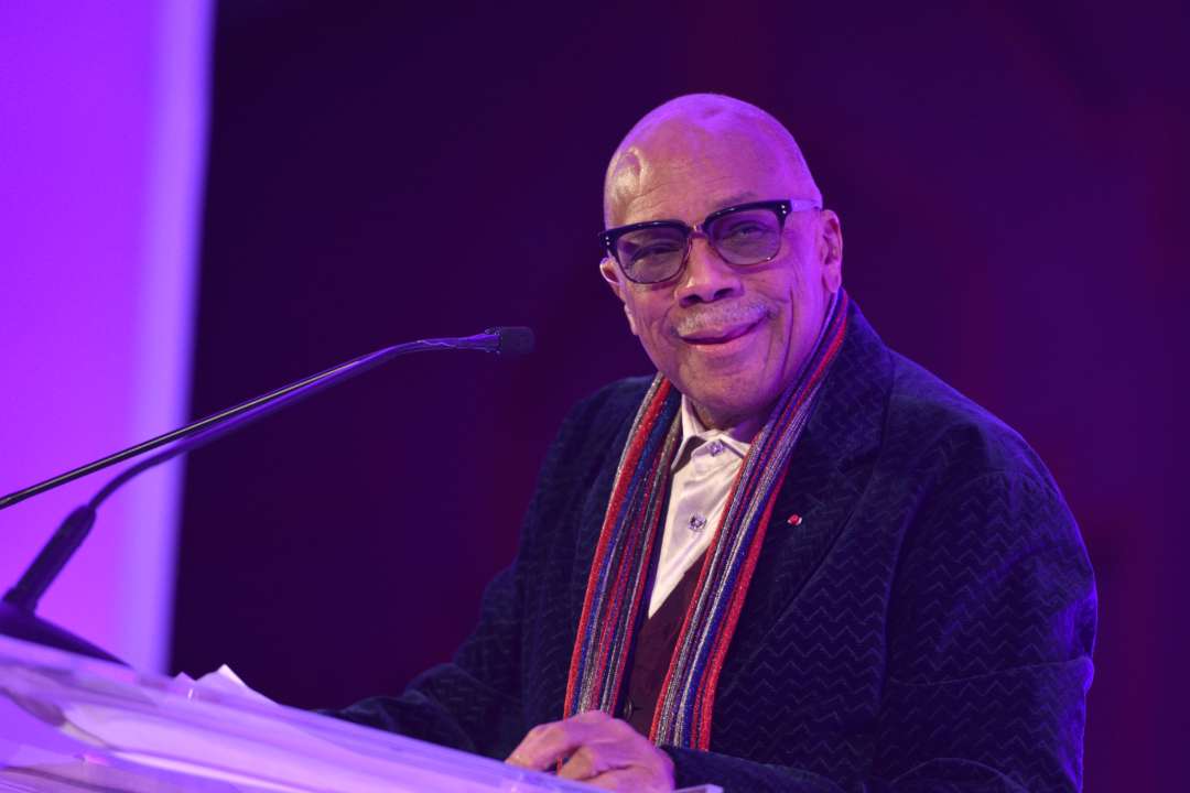 Умер музыкальный продюсер Куинси Джонс / Фото: Tom Cooper/Getty Images 70 лет жизни отдал музыке: умер продюсер Майкла Джексона и обладатель Грэмми Куинси Джонс