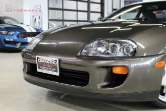 В США за $300 тысяч выставили на продажу старый спорткар Toyota/Фото: Diamond Motor Works Supra