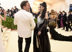 Илон Маск считает свою бывшую любимую Grimes симуляцией / Фото: Getty Images "Идеальный спутник, но ненастоящая": Илон Маск считает свою бывшую любимую Grimes симуляцией