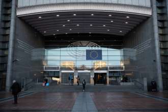 Представники Європарламенту розглядають можливість передати Україні конфісковану бронетехніку/Фото: Leon Neal/Getty Images Європарламент може передати Україні конфісковану бронетехніку, яка направлялася в Лівію