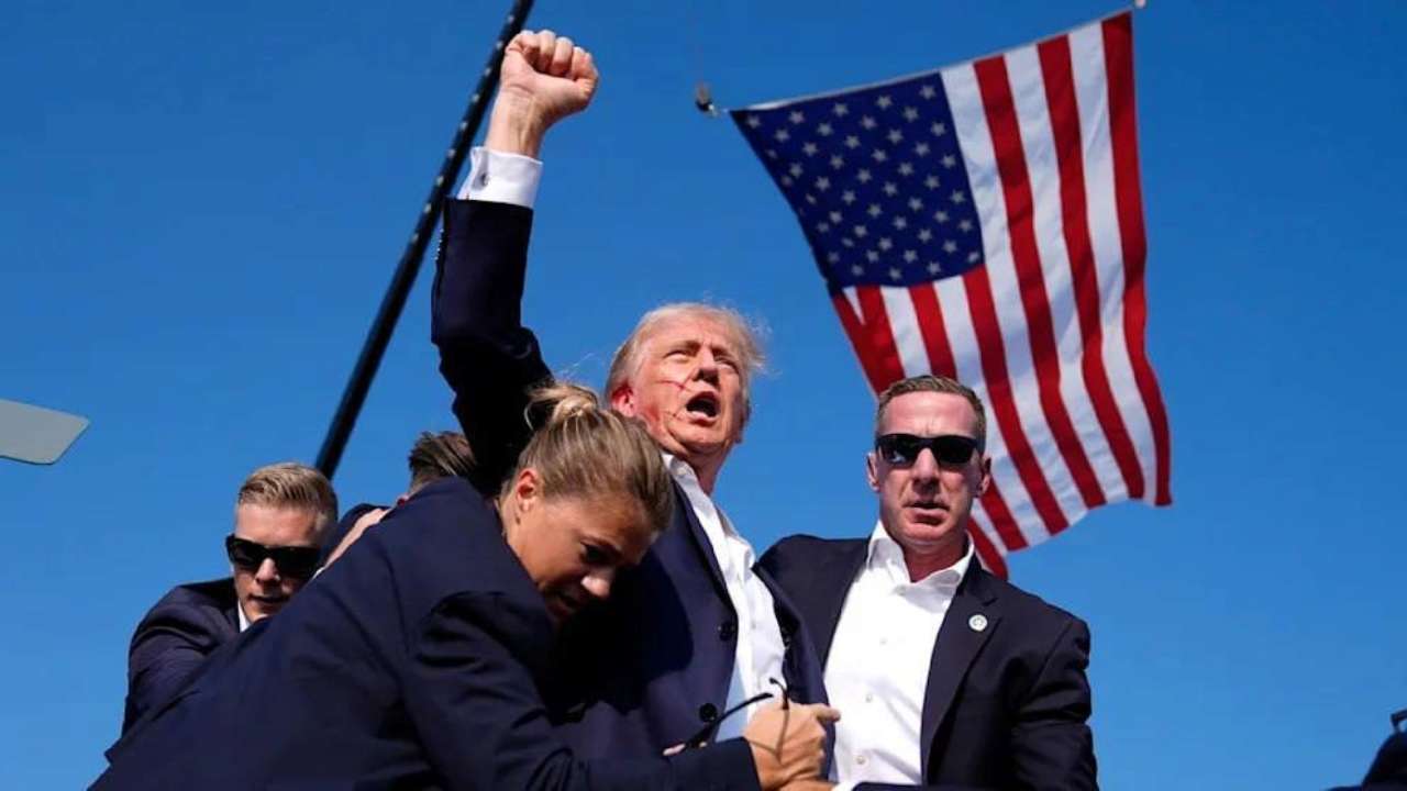 Із Трампа зняли обвинувачення в незаконному зберіганні секретних документів
