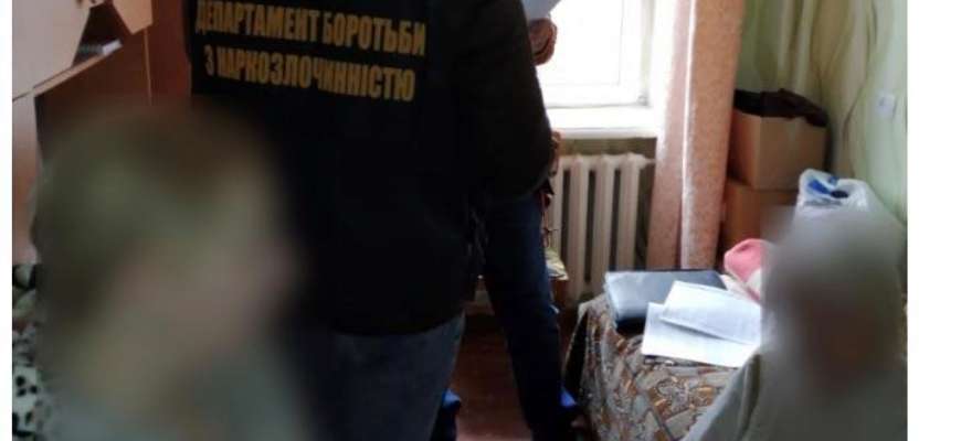 Фото: Національна поліція Бізнесвумен на пенсії: на Полтавщині двоє жінок торгували наркотиками