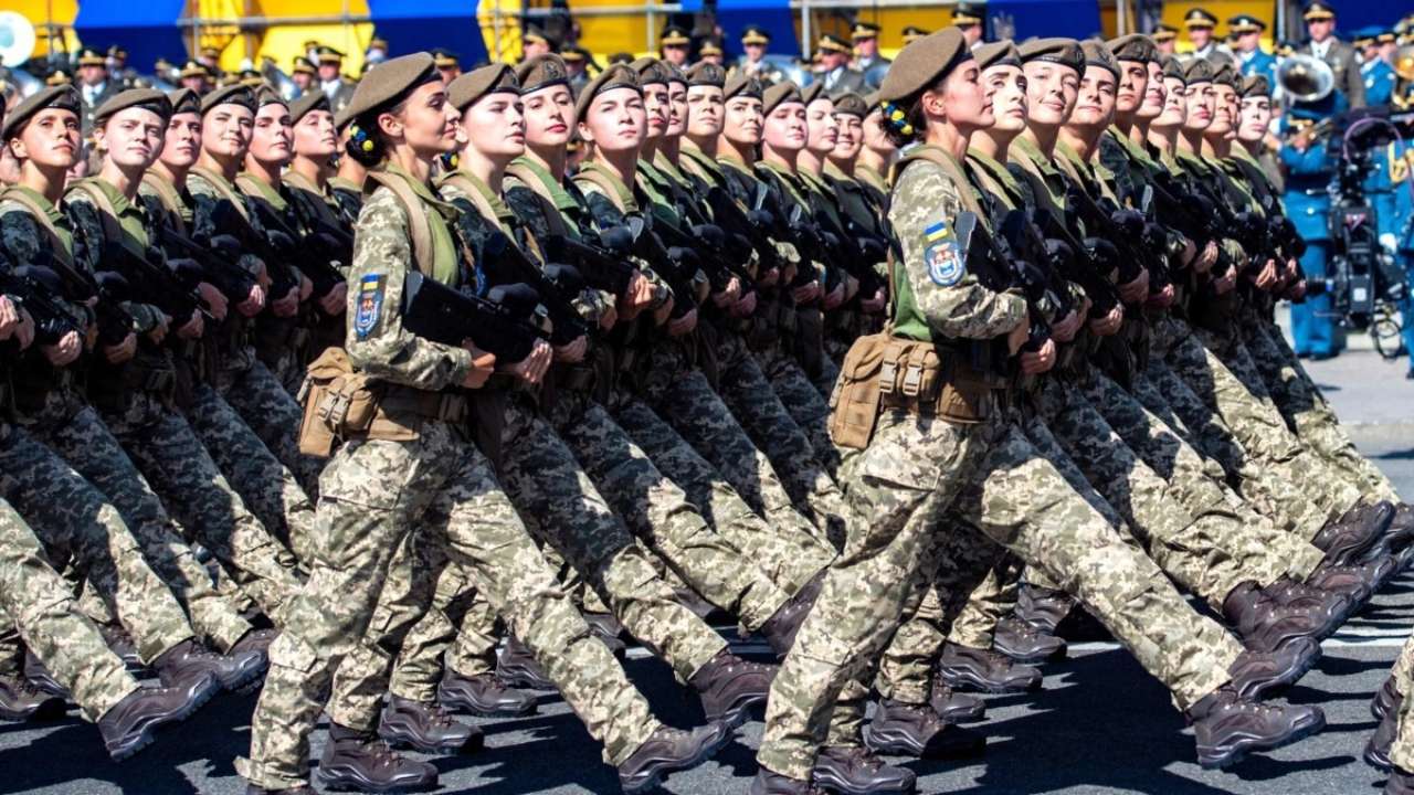 Воинский учет для женщин: штрафы, перечень профессий и другие подробности