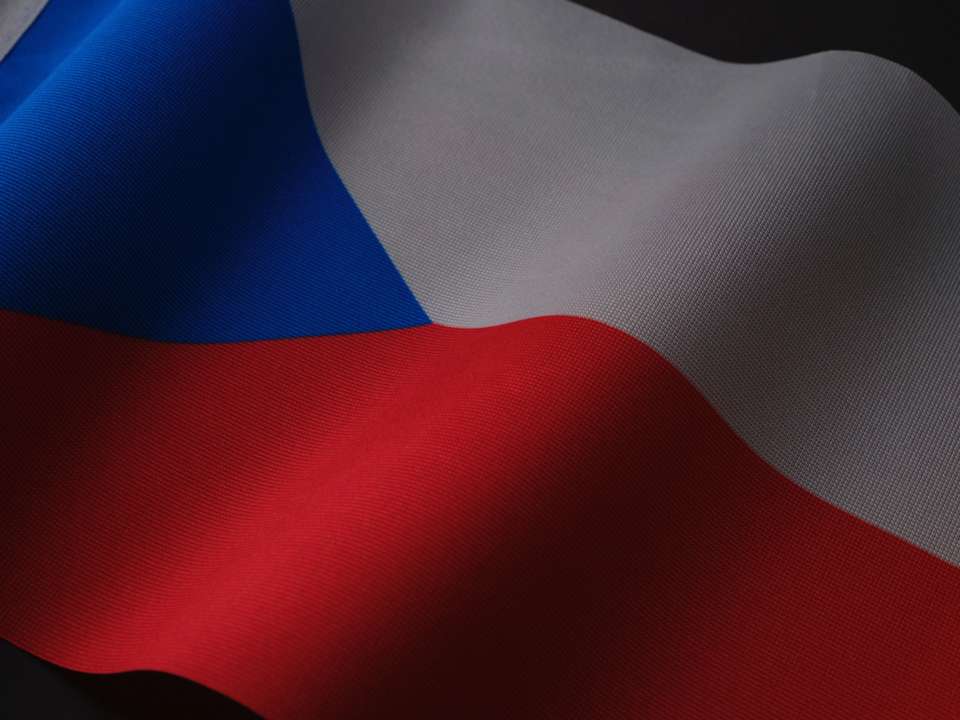 Кроме лицензий, в октябре правительство Чехии одобрило выделение нового пакета военной помощи/Фото: unsplash Минобороны обороны Чехии выдало лицензии на поставку Украине военной техники на €4,7 млрд
