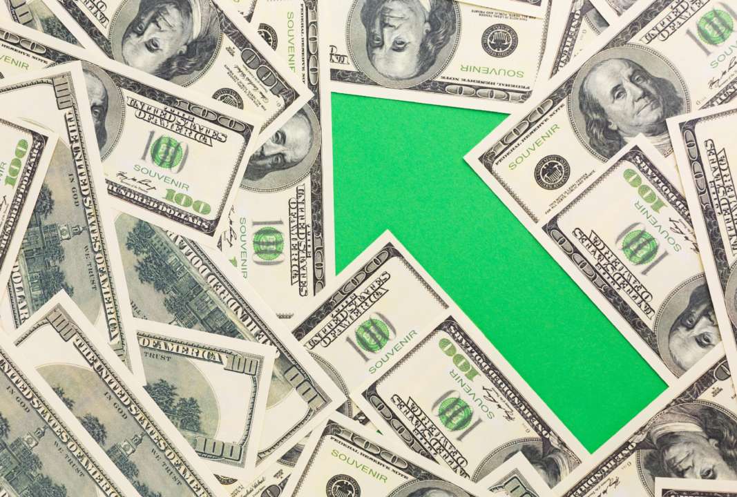 Железняк прокоментував статтю про пакет допомоги США. Фото: Freepik пакет допомоги Україні від США Сенат голосування