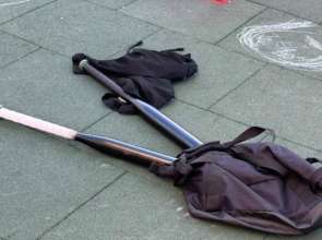 Готуючись до злочину, вони орендували житло неподалік місця проживання потерпілого, придбали автомобіль та 2 бейсбольні бити. Також вони здійснювали таємне спостереження за посадовцем Готуючись до злочину, вони орендували житло неподалік місця проживання потерпілого, придбали автомобіль та 2 бейсбольні бити. Також вони здійснювали таємне спостереження за посадовцем