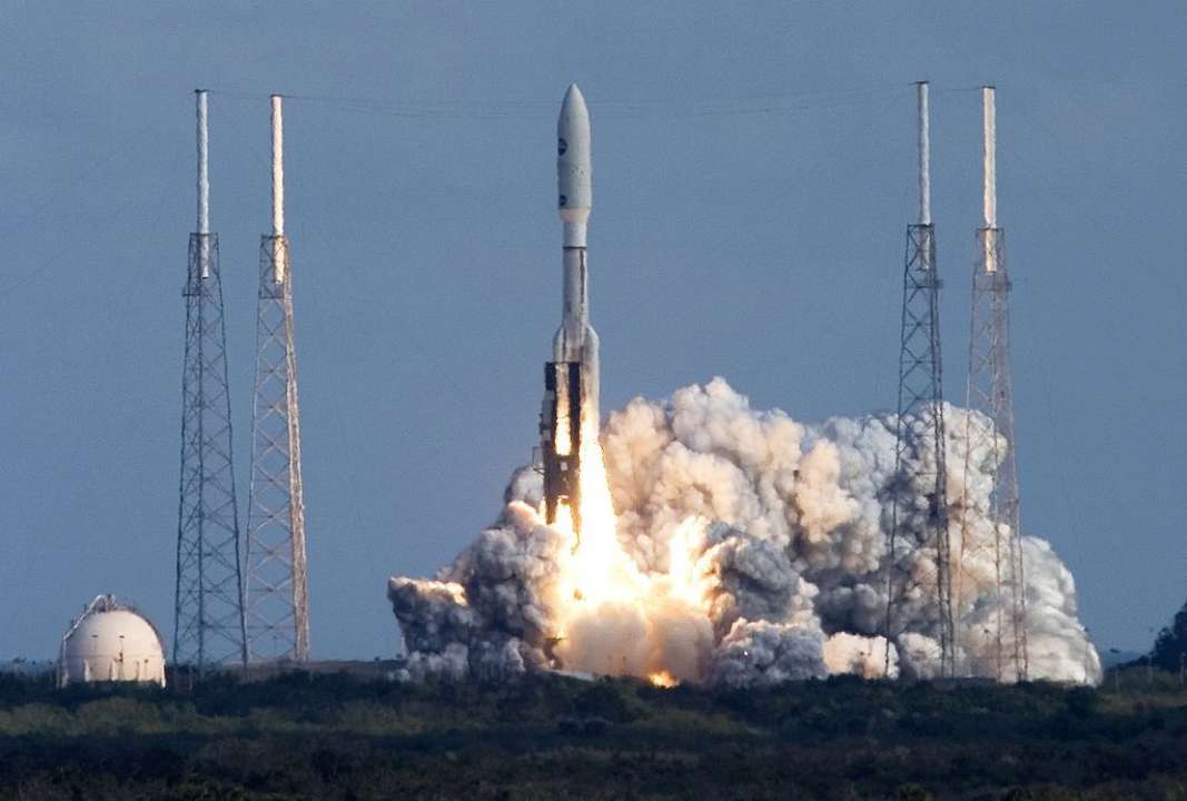 На Землю падают обломки китайской космической ракеты/Фото: Getty Images
