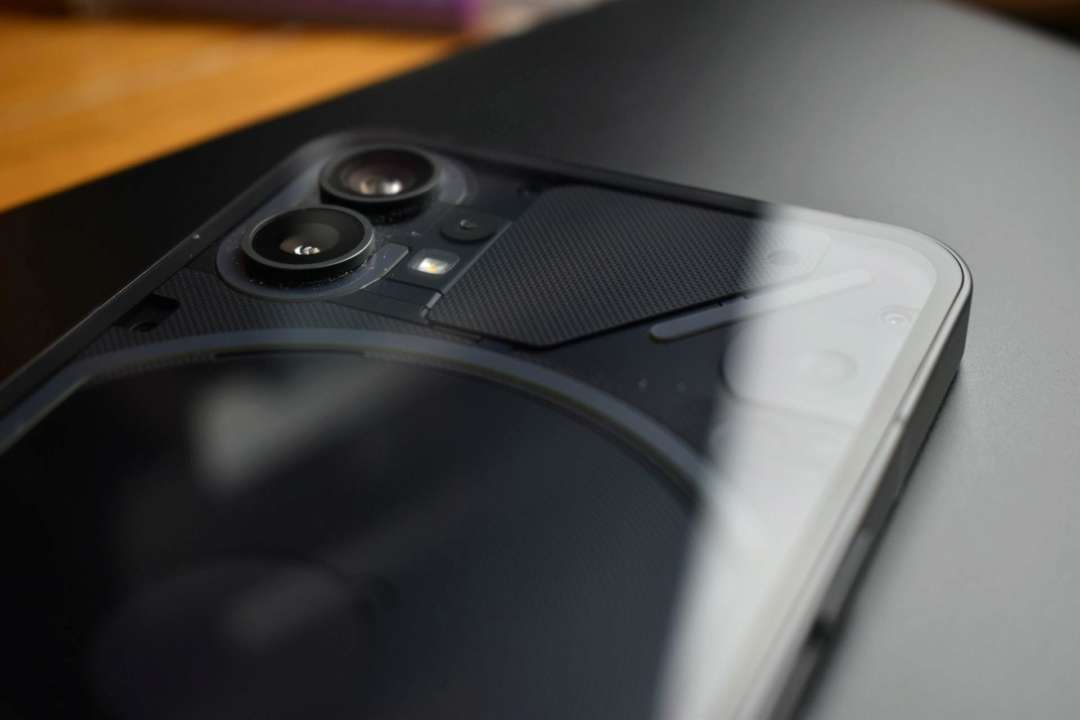 Найкращі смартфони 2022 року ціною до 500 доларів/Фото: Gavin Phillips/Unsplash Nothing Phone 1
