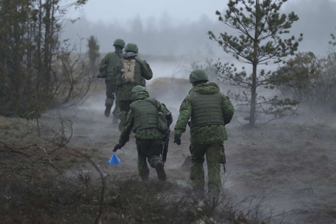 Военные