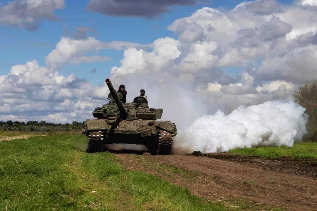 ЗСУ відбили ворожі атаки на кількох напрямках, а військові рф ведуть перегрупування – Генштаб