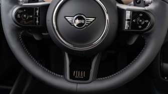 Фото: MINI Кінець 54-річної історії: MINI показала лімітований Clubman Final Edition
