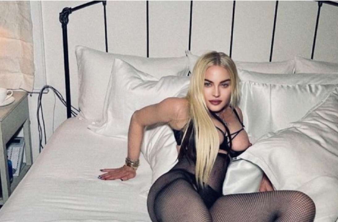 Мадонна виклала до мережі чергове пікантне фото/Фото: instagram.com/madonna Мадонна виклала до мережі чергове пікантне фото