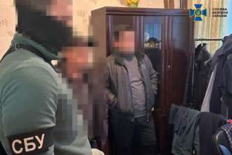 СБУ спіймала інформатора росіян у Миколаєві / Фото: t.me/SBUkr СБУ спіймала інформатора росіян у Миколаєві / Фото: t.me/SBUkr