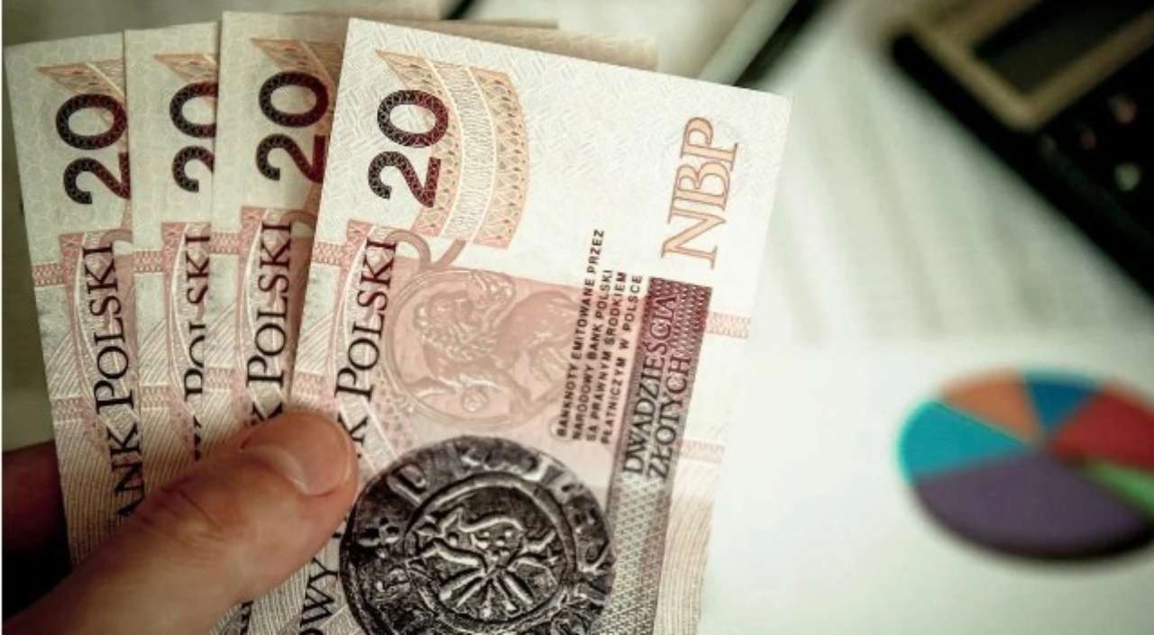 710 злотих в Польщі українським біженцям