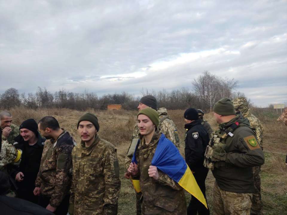 В Украину из российского плена вернулись еще 50 военных/Фото: telegram Часть находилась в колонии Еленовки: Украина вернула домой еще полсотни защитников