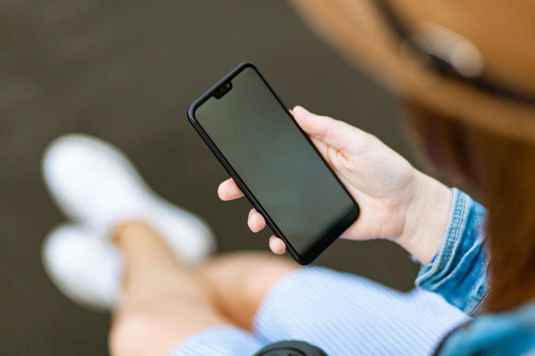Як зберегти заряд на смартфоні: лайфхаки