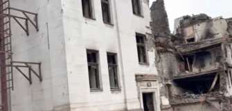 Правозахисники провели розслідування авіаудару росіян по драмтеатру в Маріуполі/Фото: Telegram/Автор: Андрющенко Time Маріуполь