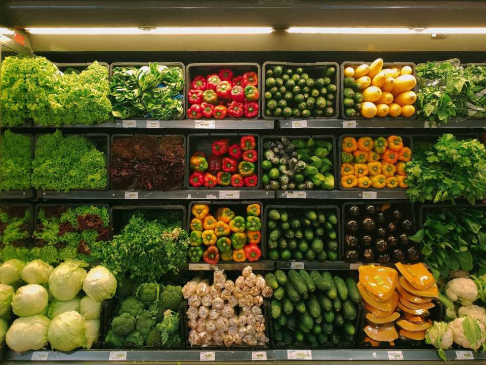 Какие продукты с супермаркета вредны для нашего организма. Фото: Unsplash/Автор- nrd опасные продукты