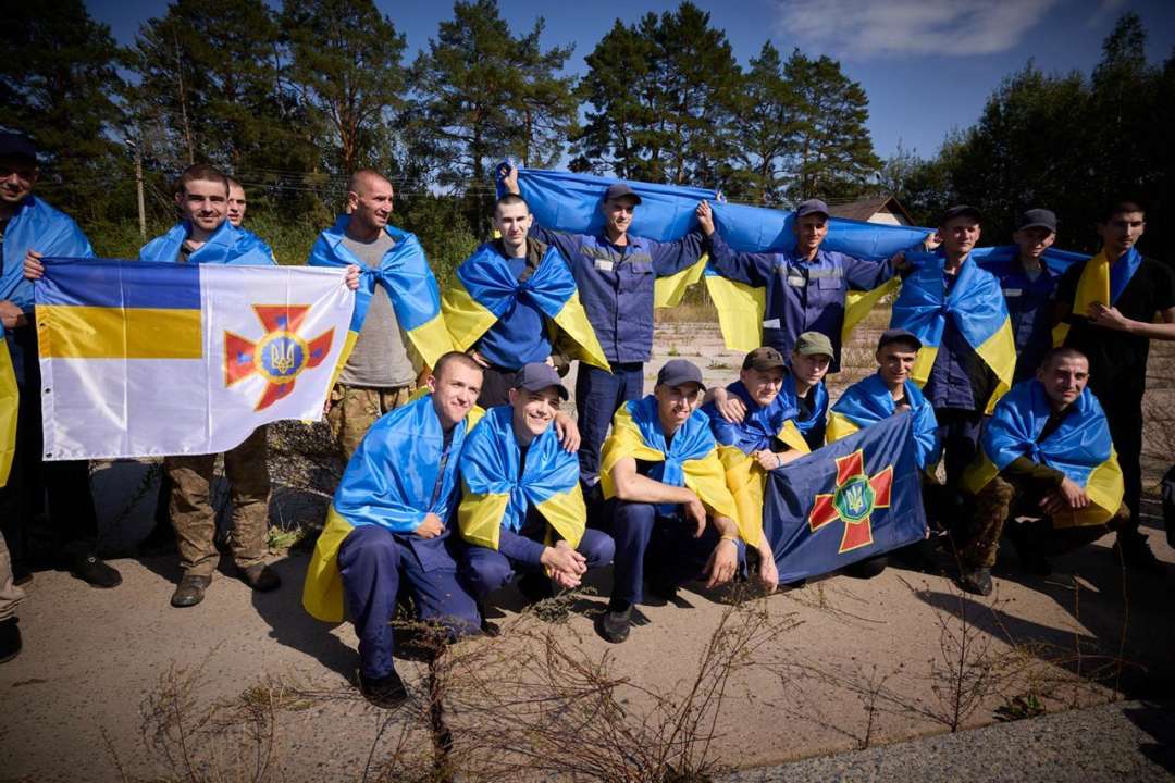 Из плена вернули еще 103 украинских защитников Из плена вернули еще 103 украинских защитников
