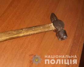 Фото: Национальная полиция Жестокое ограбление: мужчина чуть не убил продавщицу магазина из-за денег