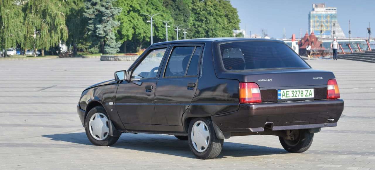 В Украине начали делать электромобили на базе "Таврии" / Фото: Kozak-EV Известные украинские автомобили начали переоборудовать в электрические