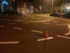 У Києві наносять нову розмітку для водіїв автомобілів та велосипедистів/Фото: kyivcity.gov.ua На 60-х магістральних вулицях Києва з'явилася нова розмітка для водіїв та велосипедистів. Фото