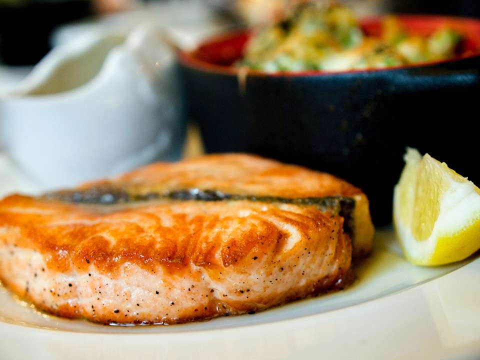 Почему нужно употреблять рыбу: преимущества и недостатки продукта