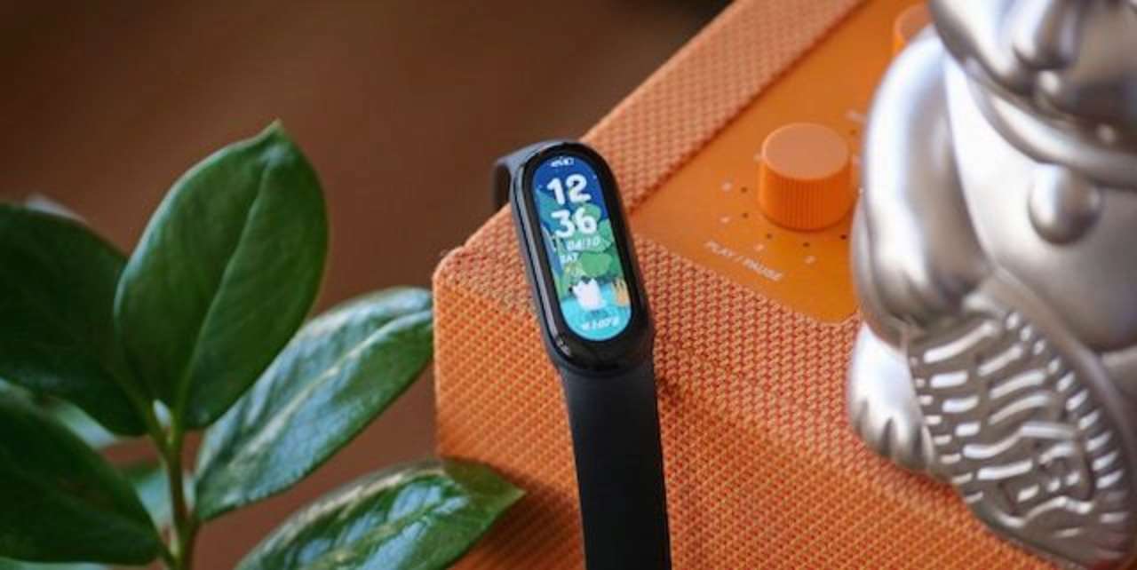 Xiaomi анонсувала новий фітнес-трекер Band 8/Фото: Denis Cherkashin/Unsplash Xiaomi Band 6