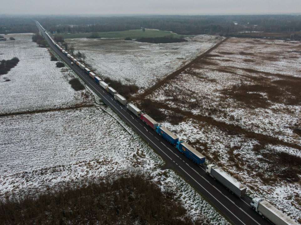 Поляки заблокували рух вантажівок через ще один пункт пропуску/Фото: Getty Images Поляки заблокували рух вантажівок через ще один пункт пропуску/Фото: Getty Images