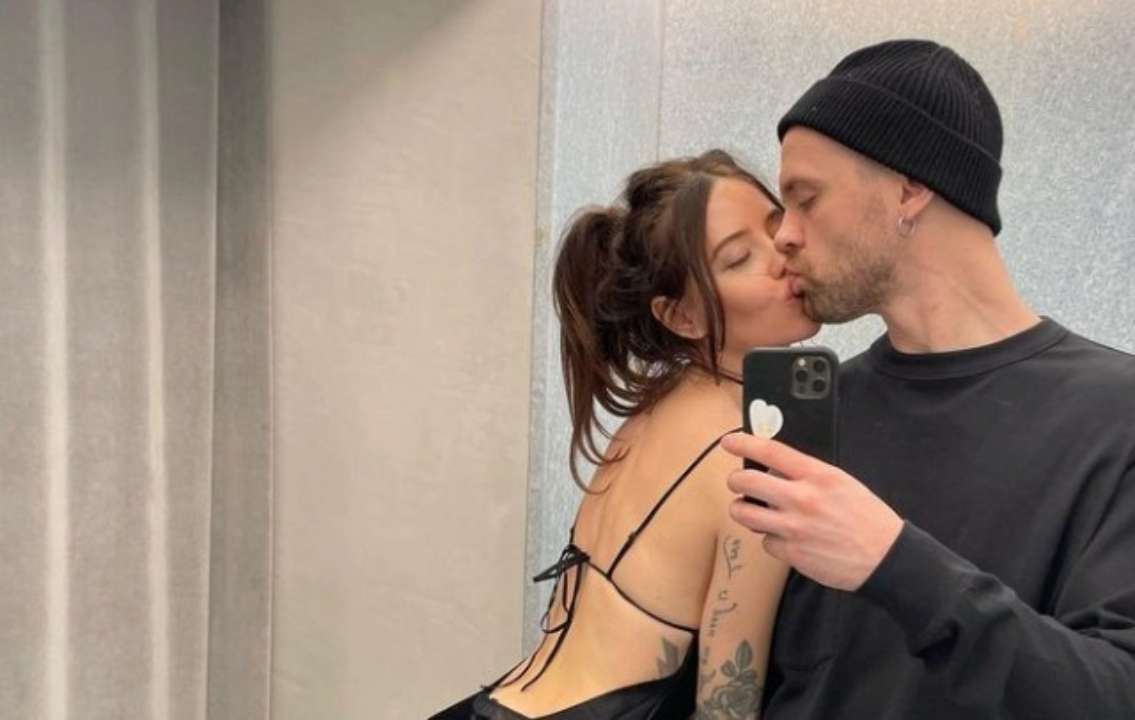 Кацурін і Дорофєєва/Фото: Instagram misha_katsurin Міша Кацурін похвалився розкішним подарунком від Наді Дорофєєвої на 35-річчя