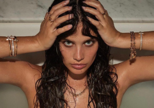 instagram.com/sarasampaio Гола Сара Сампайо показала, як приймає душ