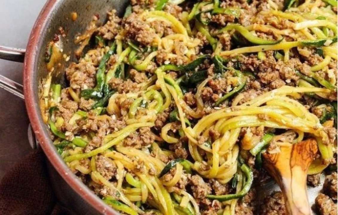 Спагетти из кабачков и мяса