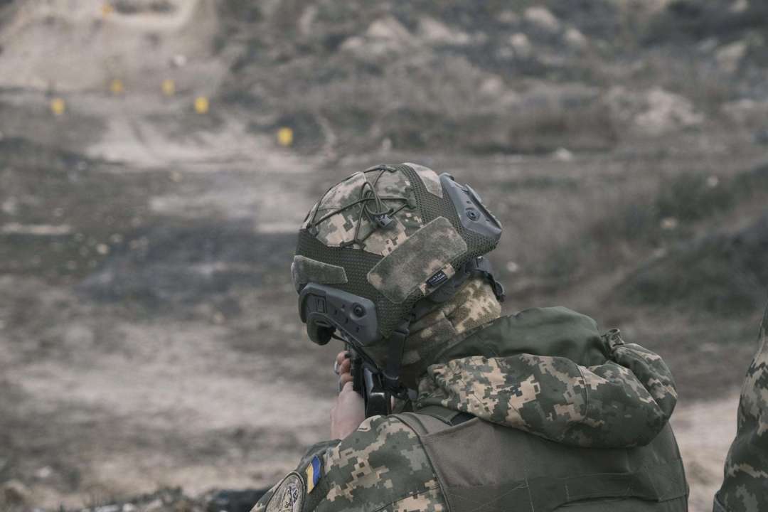 Боевики на востоке застрелили украинского военного