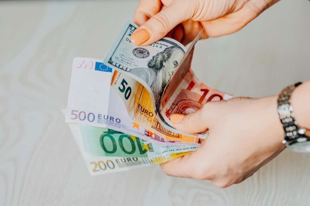 Курс валют на 8 февраля/Фото: unsplash Евро рухнул в цене: курс валют на 8 февраля
