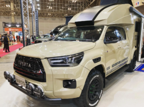 Японцы переоборудовали пикап Toyota в первоклассный дом на колесах/Фото: Direct Cars Co Ltd BR75 SUV Adventure Camper