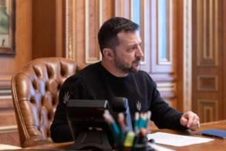 Военное положение и всеобщая мобилизация продлены до мая 2024 года/Фото: Владимир Зеленский Военное положение и всеобщая мобилизация продлены до мая 2024 года/Фото: Владимир Зеленский