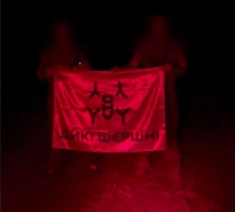 На висотах Кая-Баш у Севастополі була уражена позиція ЗРК С-400 "Тріумф" На висотах Кая-Баш у Севастополі була уражена позиція ЗРК С-400 "Тріумф"