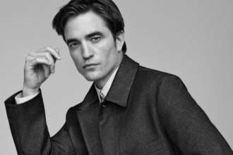 Роберт Паттінсон повернувся до амбасадорства Dior / Фото: Dior Молодий татусь Роберт Паттінсон повернувся до амбасадорства Dior: став обличчям чоловічої колекції