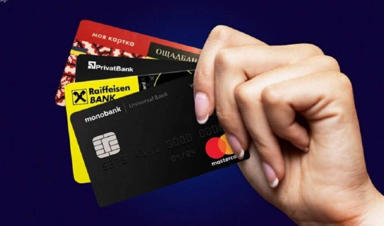 Як українці використовували у першому півріччі 2024 платіжні картки картки банків України
