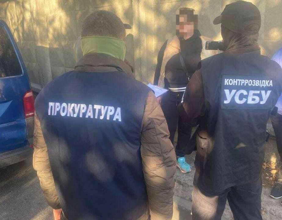 Затримано жінку, яка передавала загарбникам важливі дані / Фото: t.me/pgo_gov_ua Затримано жінку, яка передавала загарбникам важливі дані / Фото: t.me/pgo_gov_ua
