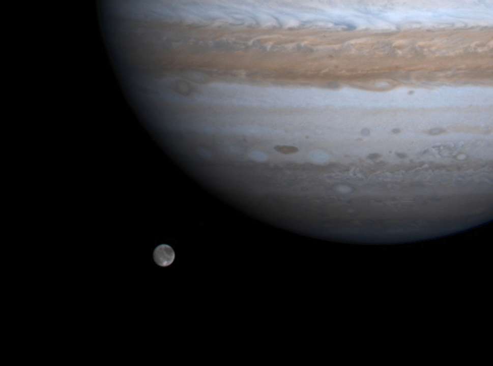 Телескоп Hubble зафіксував на супутнику Юпітера сліди водяної пари