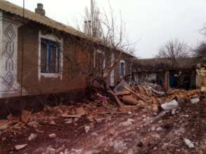 Боевики обстреляли лицей с учениками в Луганской области/Фото: Facebook В Луганской области боевики обстреляли лицей, где находились ученики и преподователи