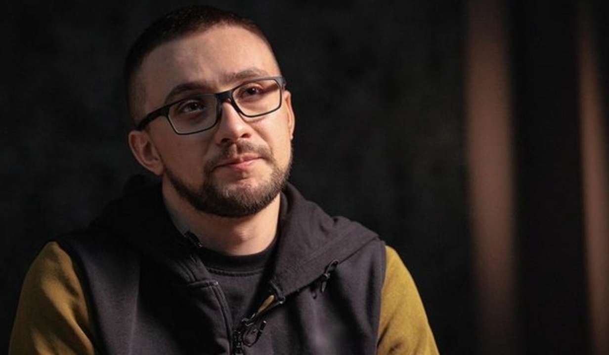 Активист Сергей Стерненко обручился и впервые показал свою невесту