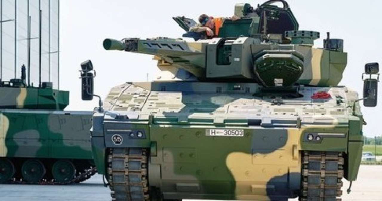 В Україну надійшли перші 10 БТРів Lynx