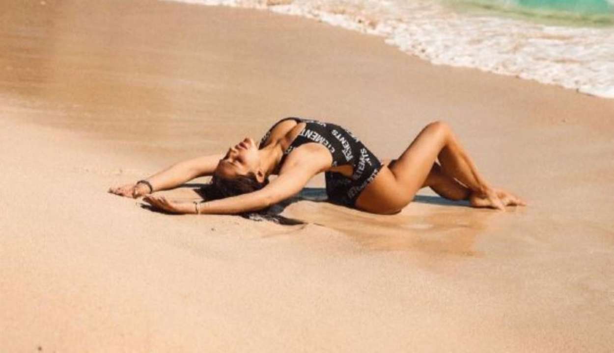 instagram.com/dasha_ulyanovaa Не отстает от Лорак: победительница "Холостяка-10" прокатилась на яхте в откровенном бикини