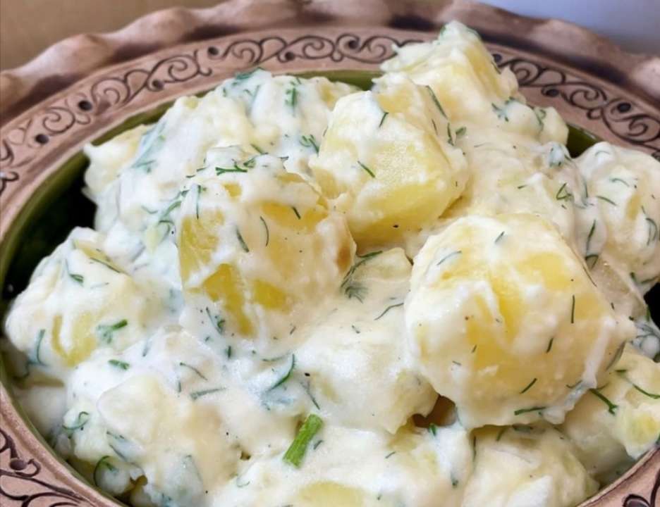 Покроковий рецепт приготування картоплі у вершках / Фото: instagram/vistovska_cooking Покроковий рецепт приготування картоплі у вершках / Фото: instagram/vistovska_cooking