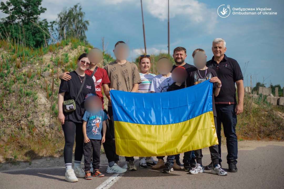 13 украинских детей удалось вывезти из ВОТ на подконтрольную Украине территорию