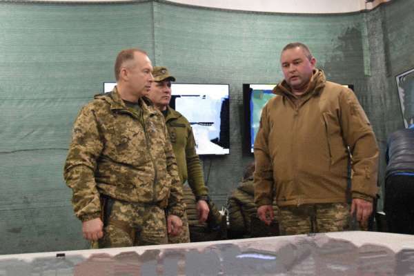 Командующий Сырский прибыл с рабочим визитом к бойцам на Востоке. Фото: Телеграм Сырского Сырский