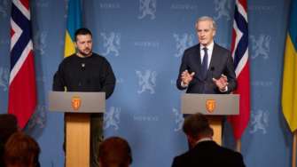 Зеленський обговорив із прем'єром Норвегії захист мореплавства та українських міст/Фото: ukrinform Зеленський обговорив із прем'єром Норвегії захист мореплавства та українських міст