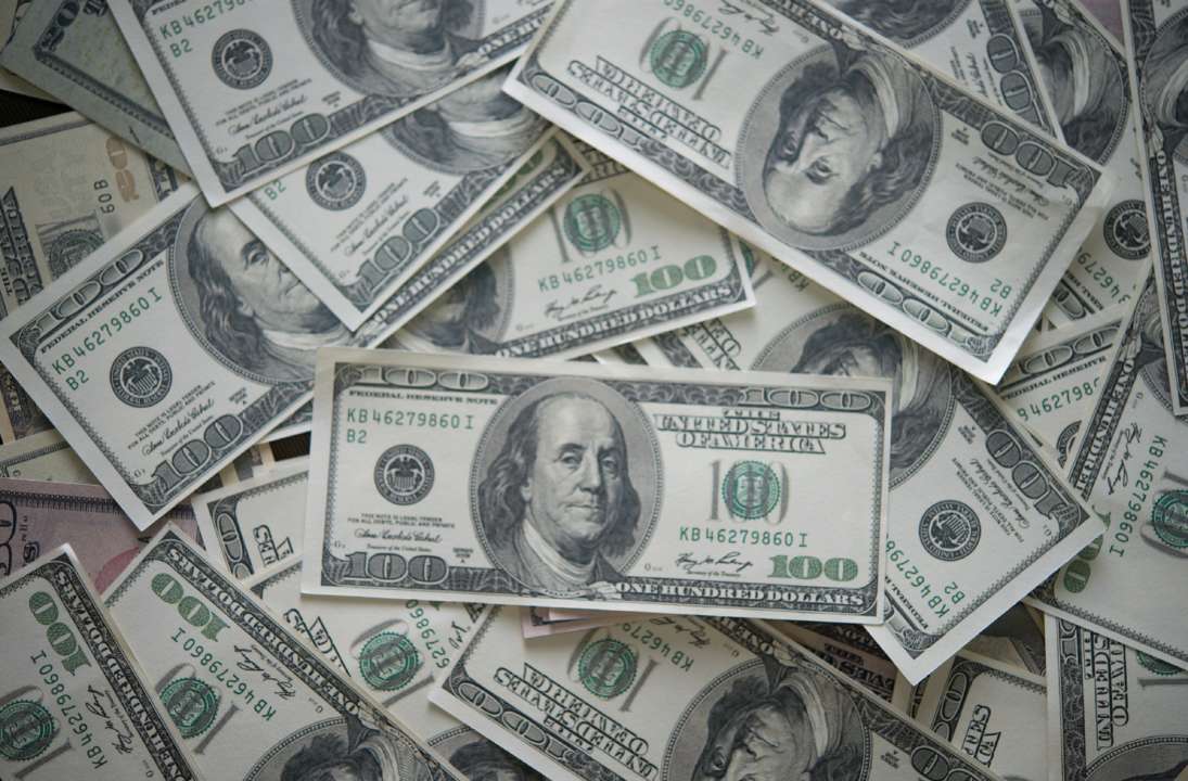 У Украины вырос долг перед МВФ. Фото: Freepik долг украины перед мвф